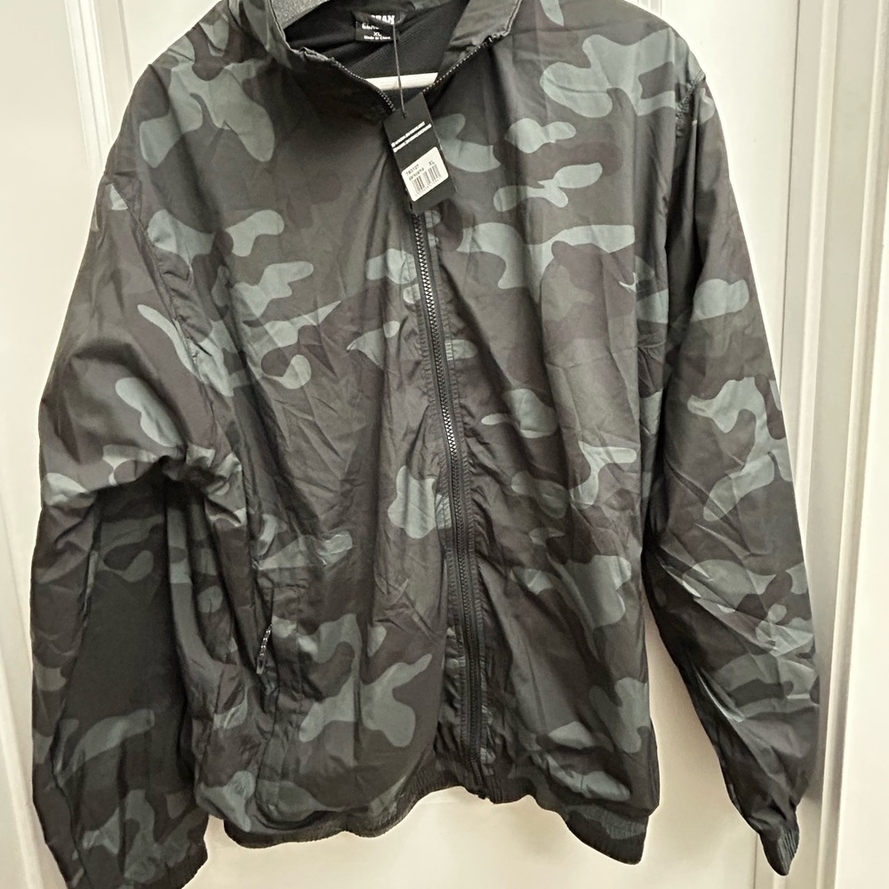 Men's Camouflage Windbreaker Jacket
